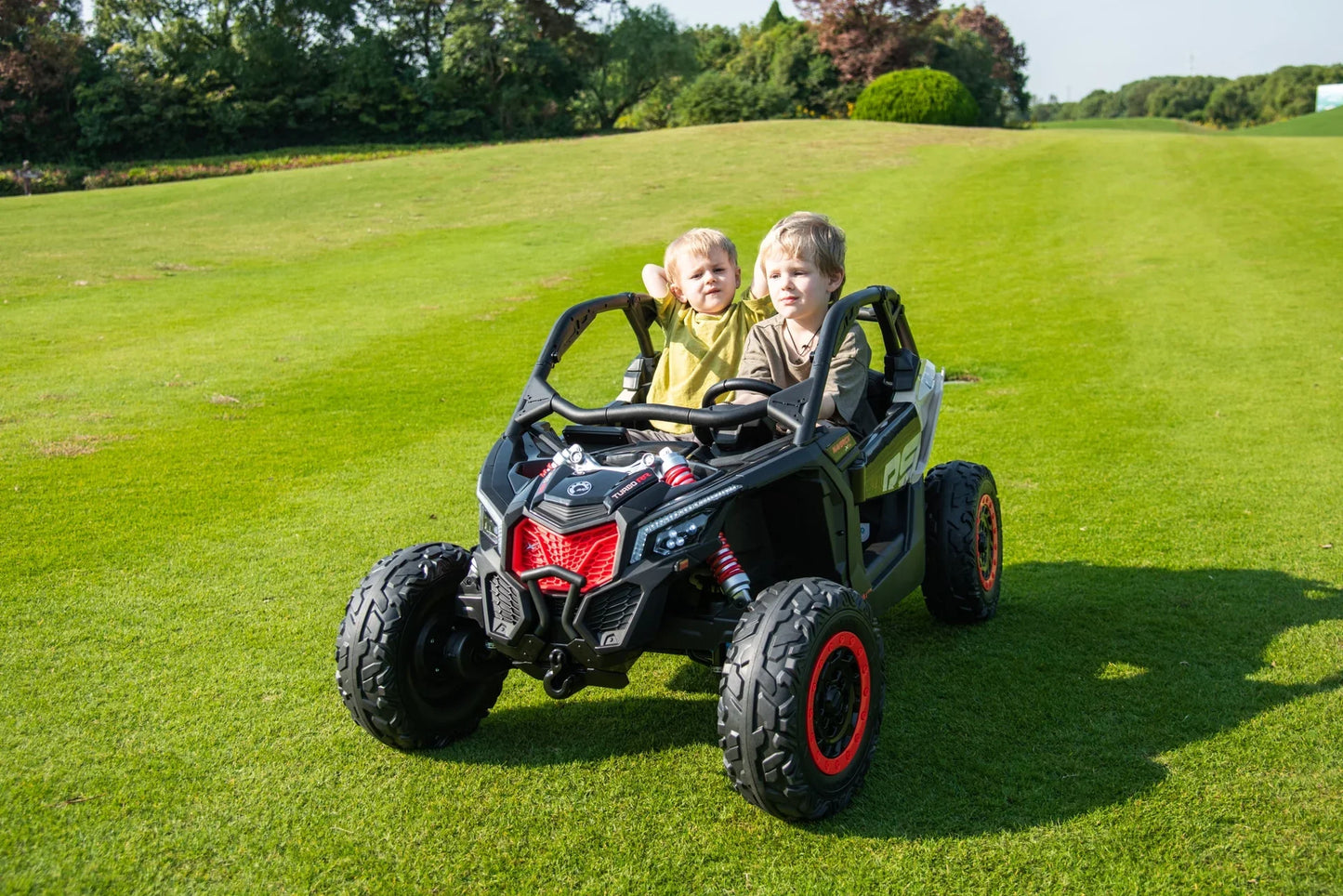 2026 2X24V CAN AM MAVERICK 4X4 2 Seater DELUXE Kids Ride On Car with Remote Control