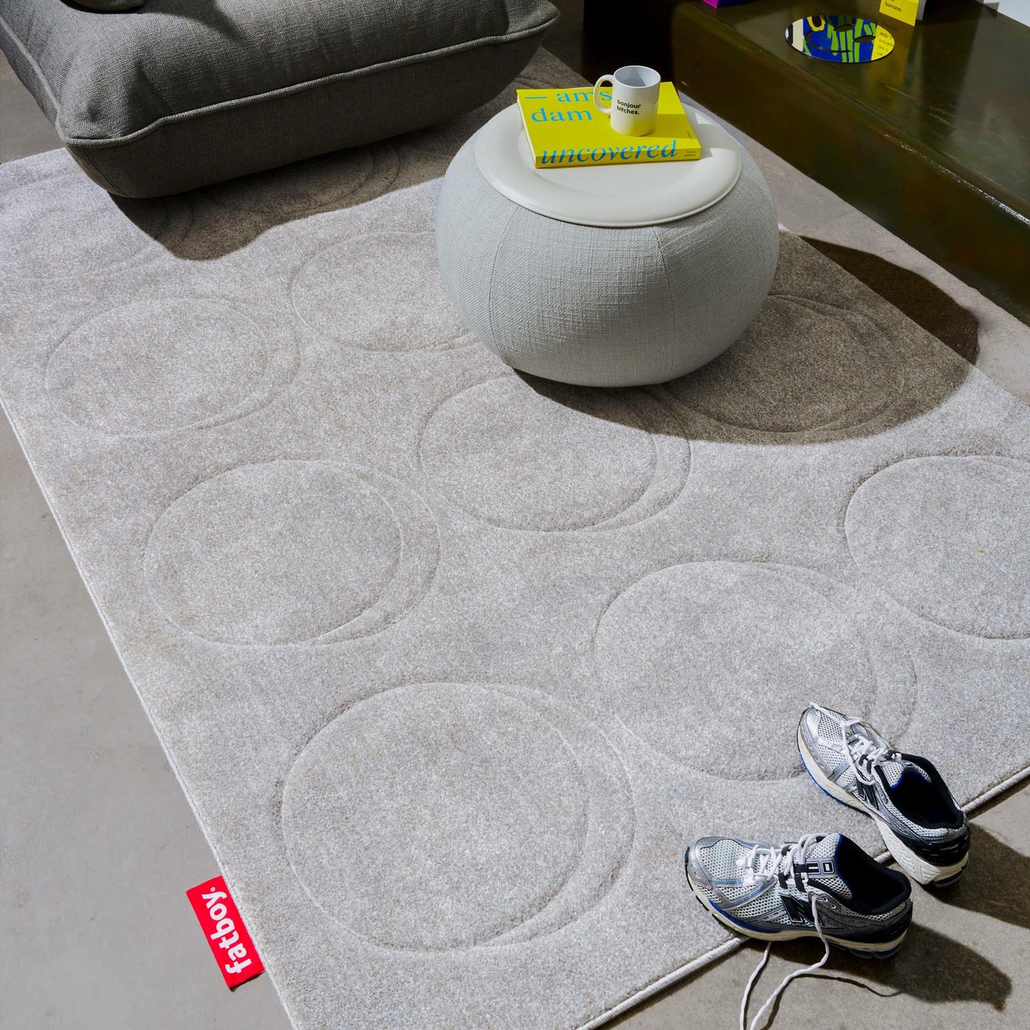 Dot Carpet
