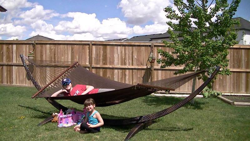 Deluxe Polyester Rope Hammock with Wicker Stand